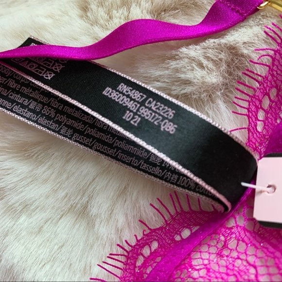 XS Victoria's Secret Love V-String Very Sexy Thong Panty Lace Mesh Underwear - Picture 4 of 10